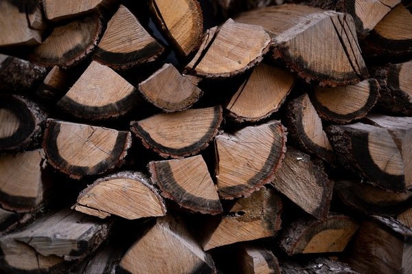 Top 5 fournisseurs de bois de chauffage dans les Deux-Sèvres